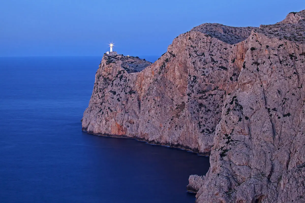 Cabo de Formentor en Pollença, Mallorca, desde un llaüt de Blauxell